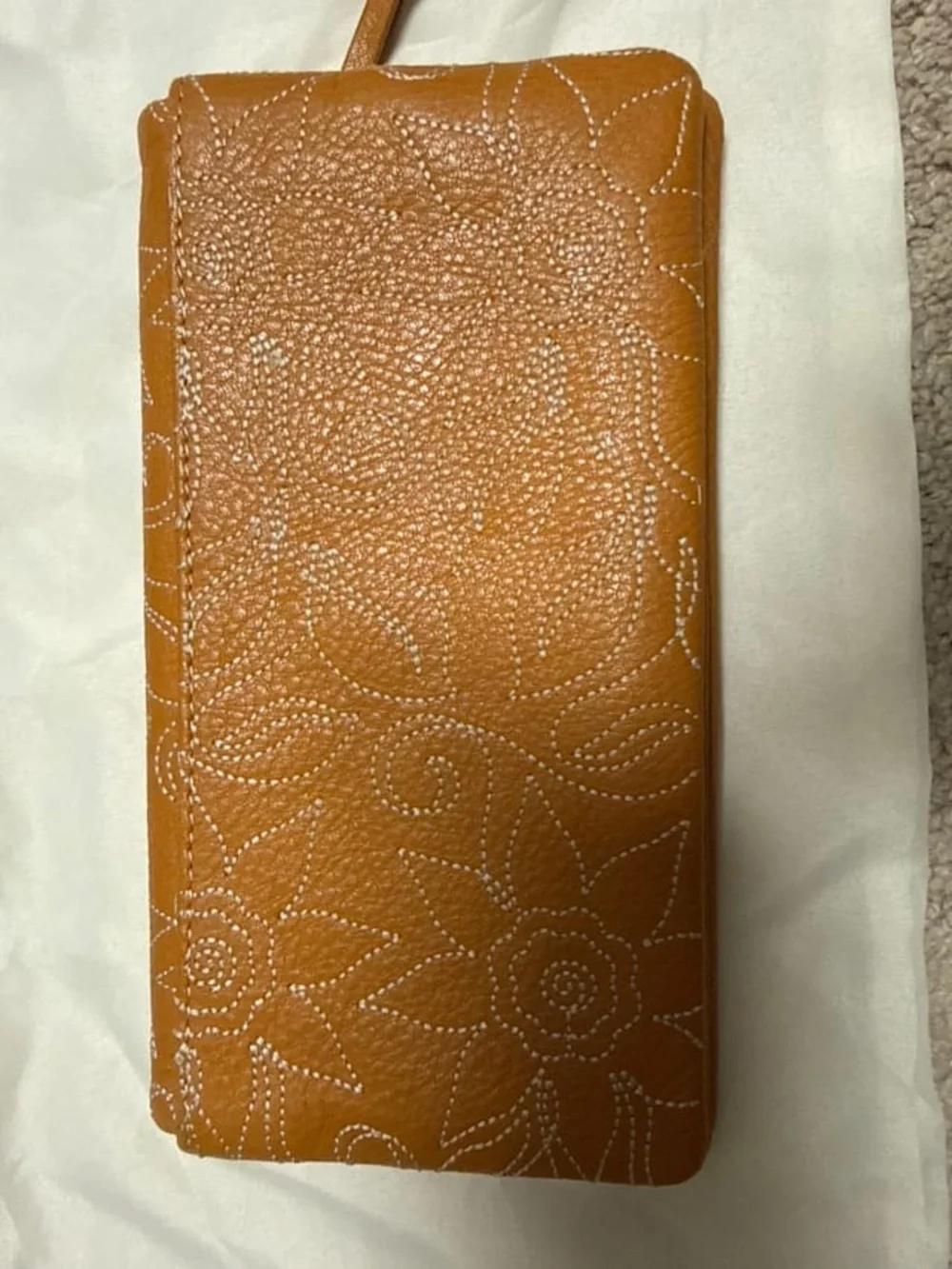 HOBO Continental Floral Stitch Zip Wristlet/Wallet CUTE!